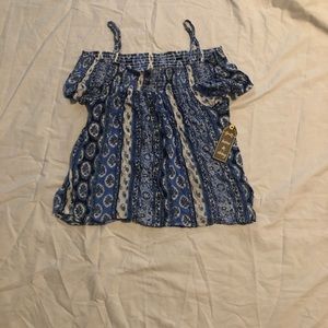 Twine & String Women Button Cold Shoulder Top Larg